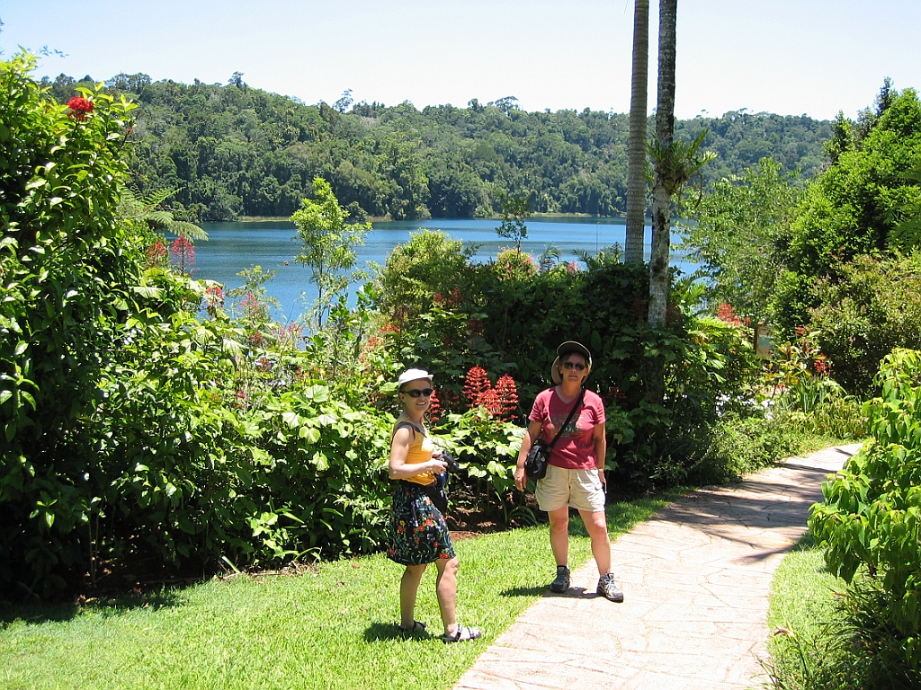 022 Lake Barrine.jpg